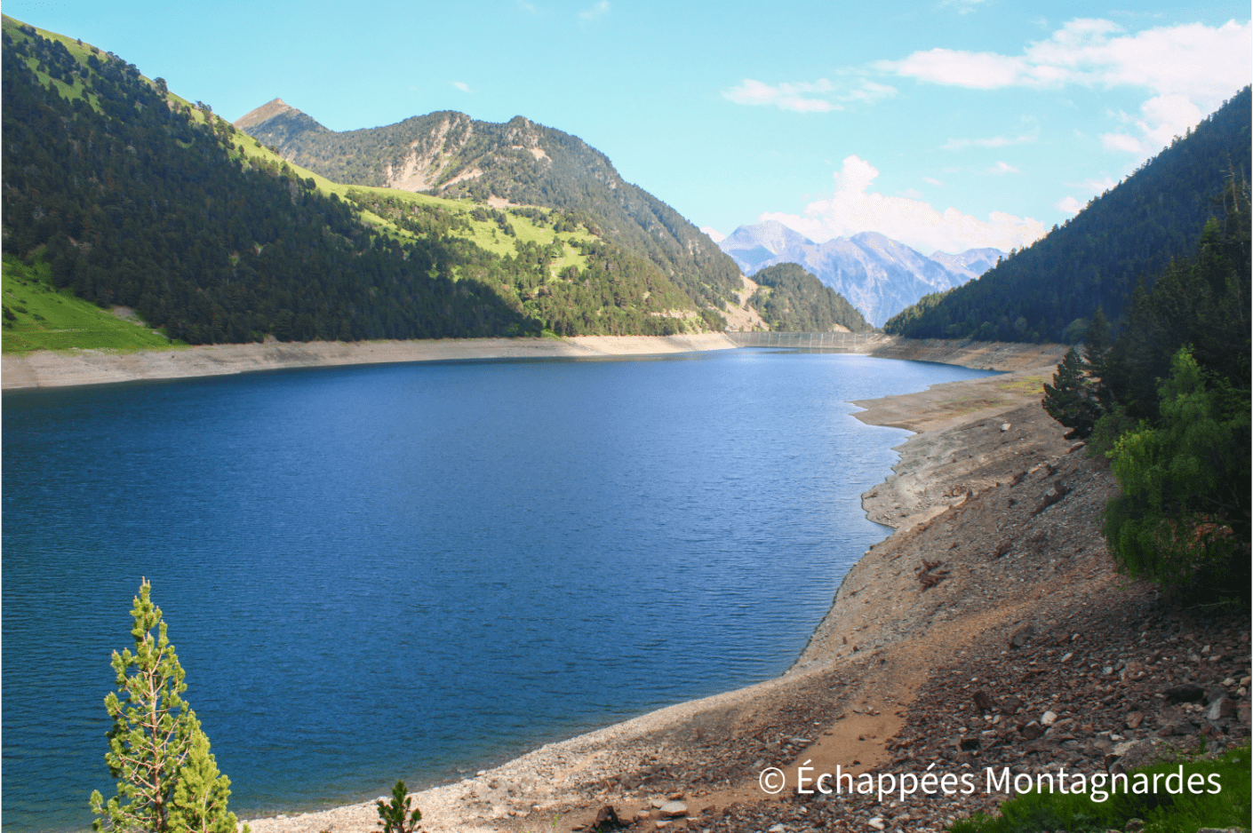 Lac de l'Oule en vidange (pour travaux sur le barrage) en 2023