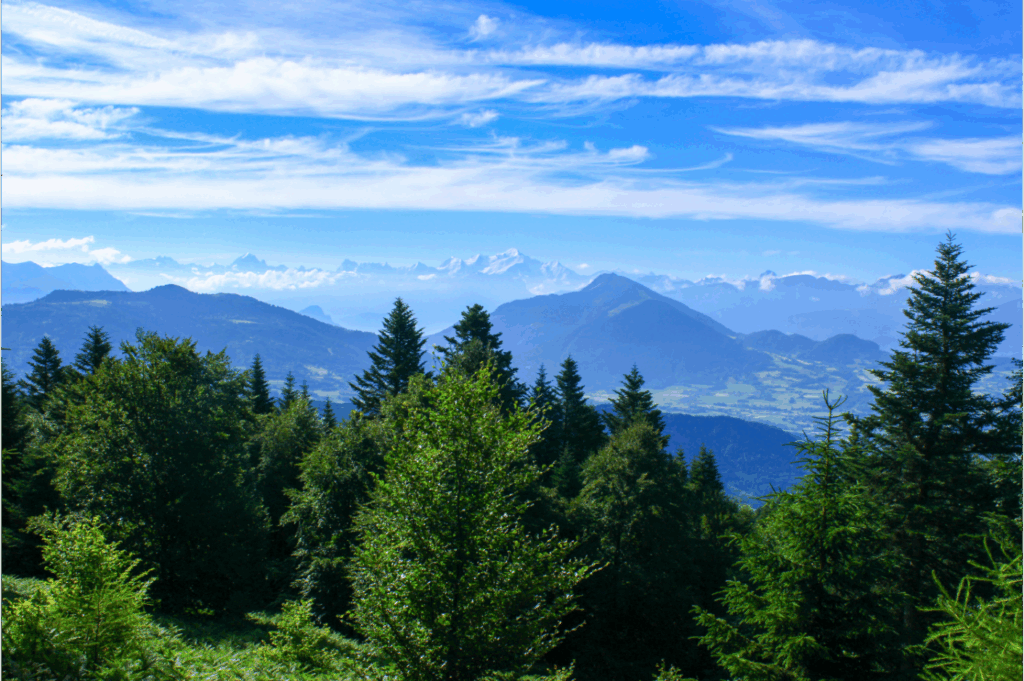 Le Mont Blanc, vu depuis la montagne des Voirons