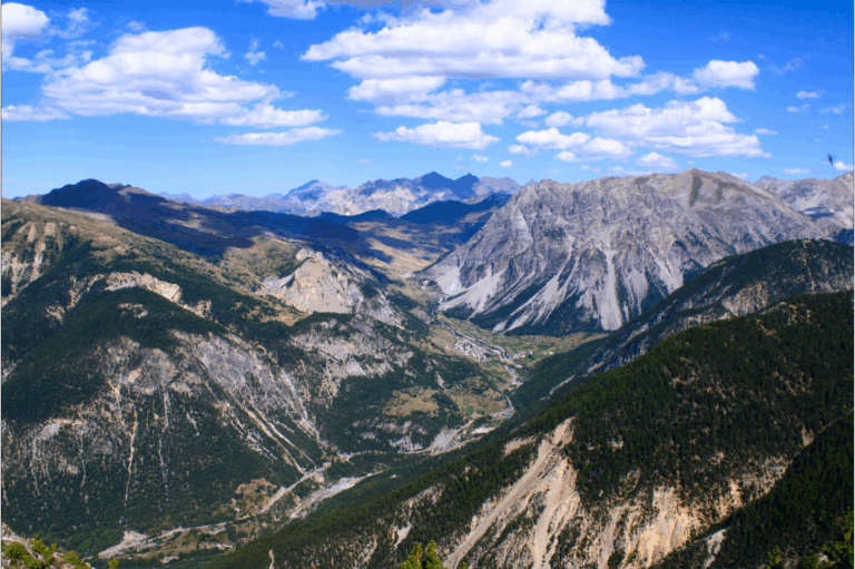 Vue sur Briançon depuis le fort de la Grande Maye
