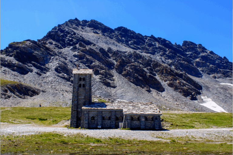 Chapelle Notre-Dame au col de l'Iseran