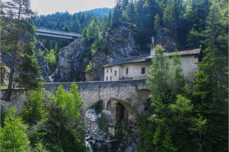 La chapelle Notre-Dame de Charmeix à Modane
