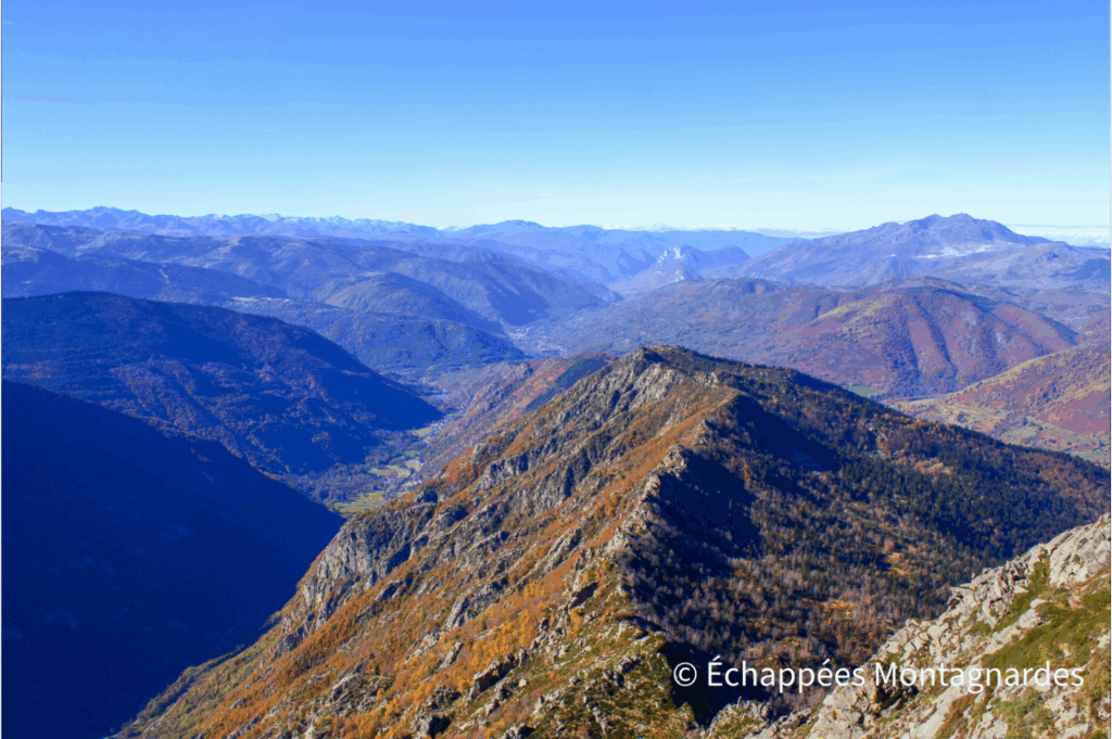 Vue vers la vallée d'Orlu, Ax-les-Thermes et le Couserans