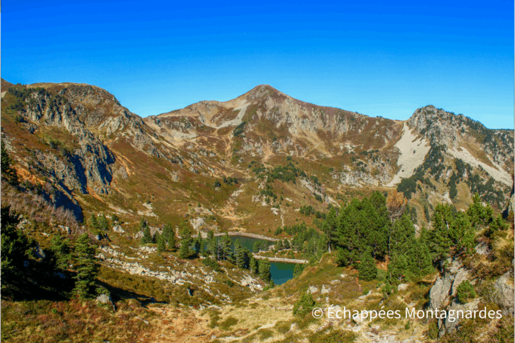 Après l'étang de la Pée, nous revenons vers le nord et nous rapprochons des étangs de Rabassoles