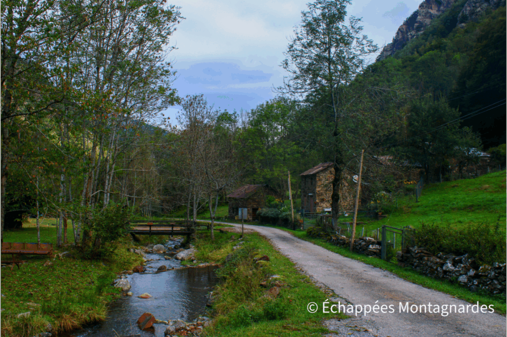 Etang d'Izourt départ Pradières