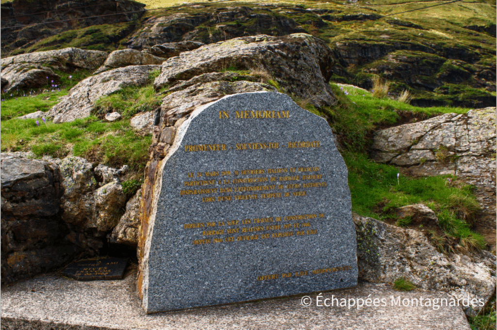 Etang d'Izourt stèle mémoire