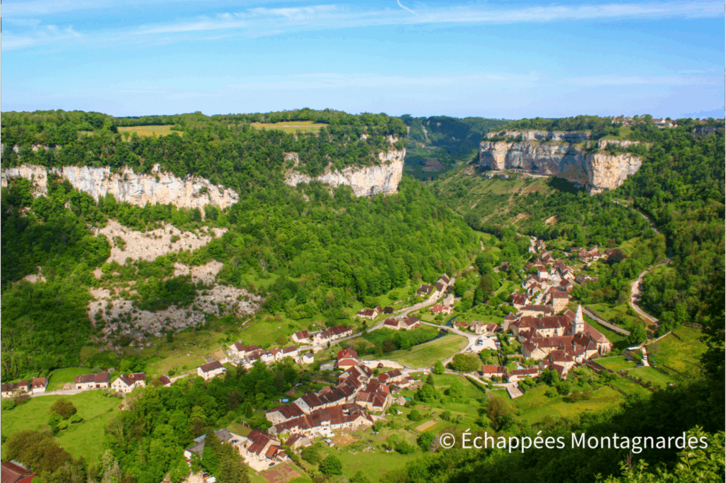 GR du Jura : photo de Baume-les-Messieurs sur le GR59