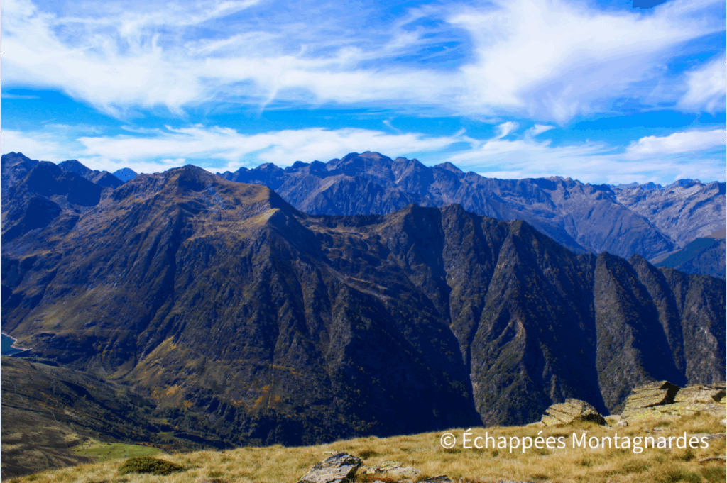 Pique d'Endron vue massif Montcalm