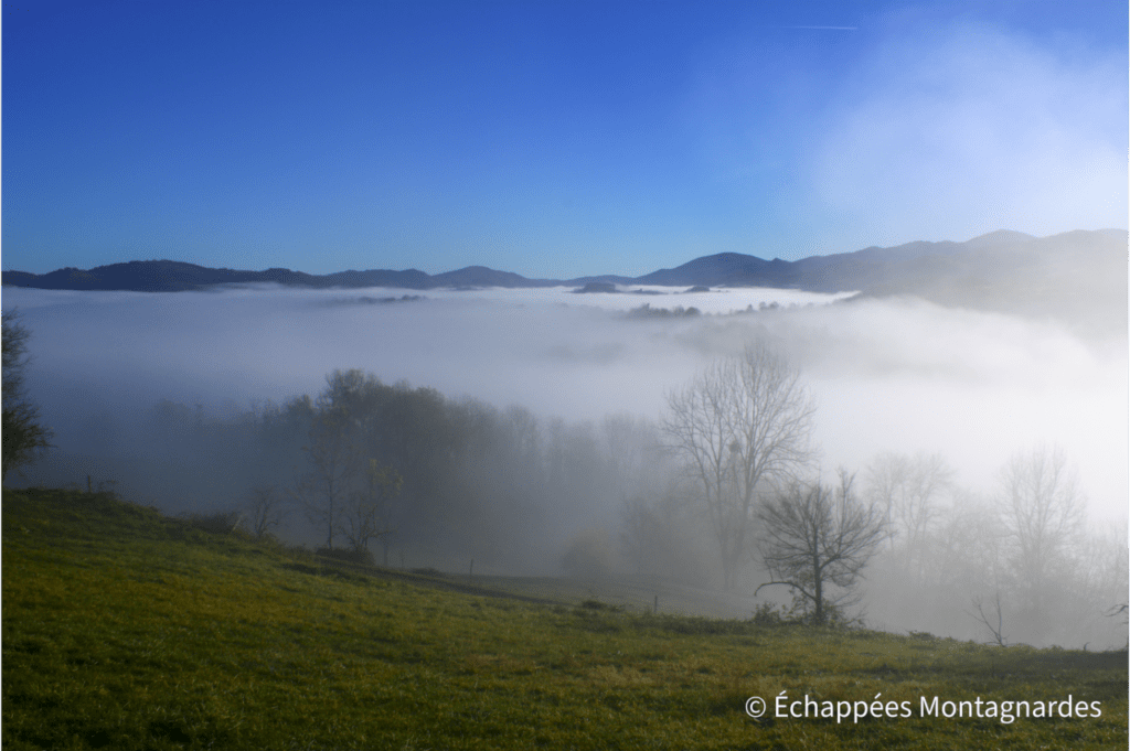 Mer de nuages au-dessus de la vallée de l'Arize