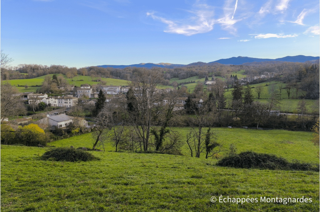 Retour au village de Durban-sur-Arize