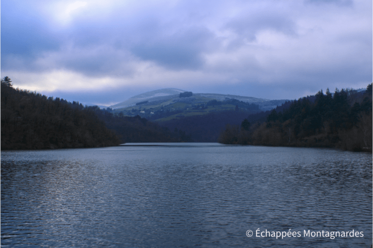 Randonnée autour du lac de Couzon, dans le Pilat
