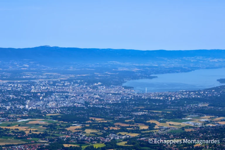 Traversée du Jura étape 21 - Quelle vue ! En raison de sa position, le Salève est parfois surnommé le "balcon de Genève"