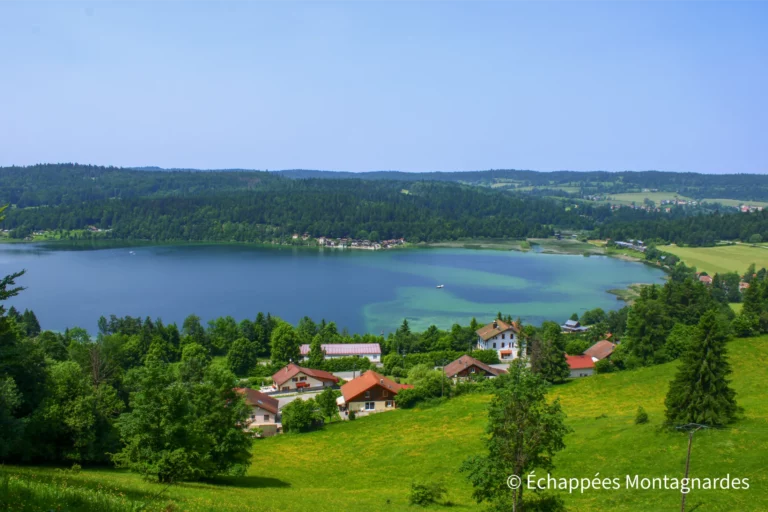 Traversée du Jura étape 8 - Belle vue sur le lac de Saint-Point, depuis Montperreux