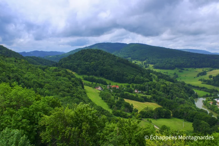 Traversée du Jura étape 2 - Les paysages jurassiens et la vallée du Doubs nous régalent déjà !