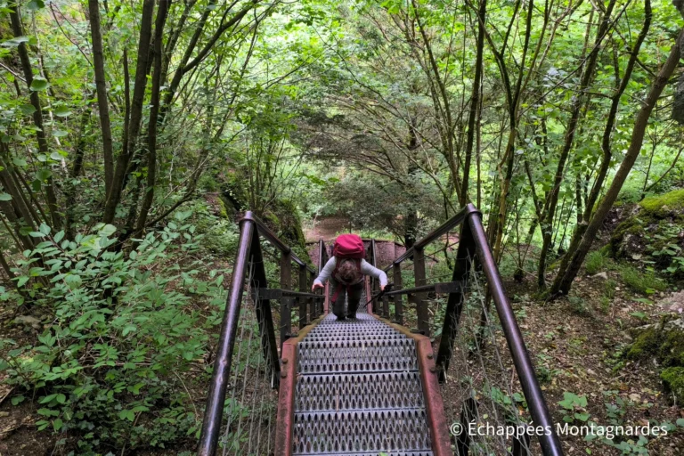 Traversée du Jura étape 4 - Descente de l'une des Échelles de la Mort