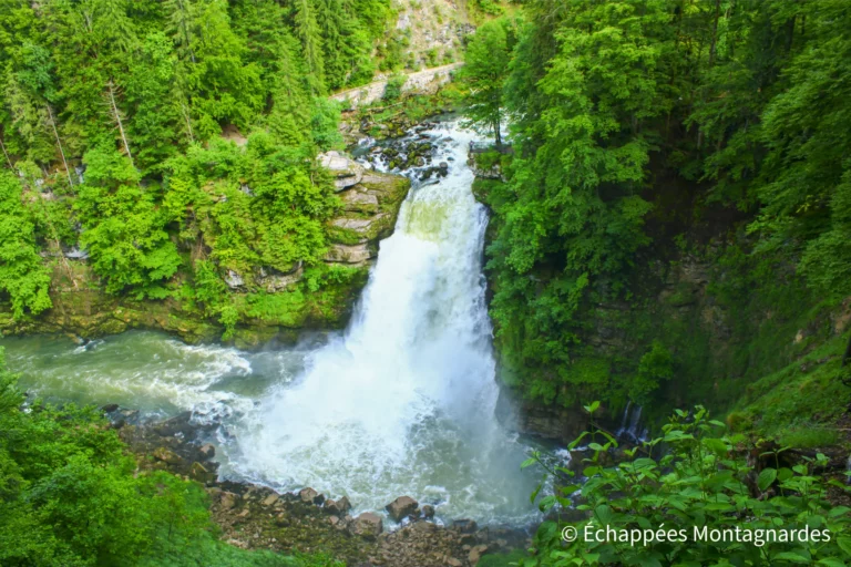 Traversée du Jura étape 5 - La cascade majestueuse du saut du Doubs