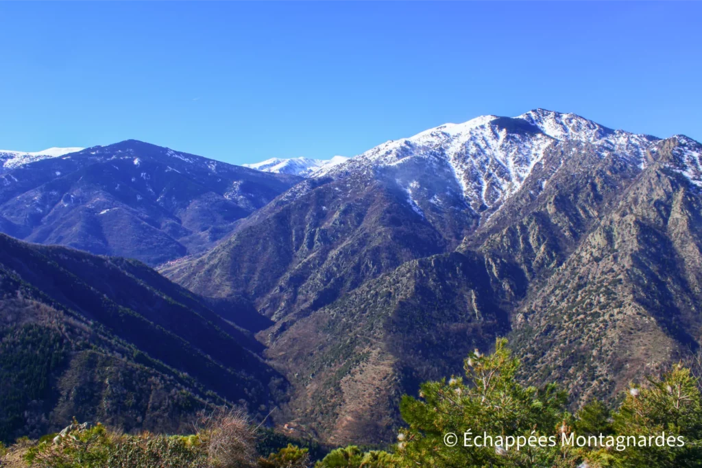 Randonnée tour de Goa - Vers la vallée de Py/Mantet, au pied du pic de Tres Estelles