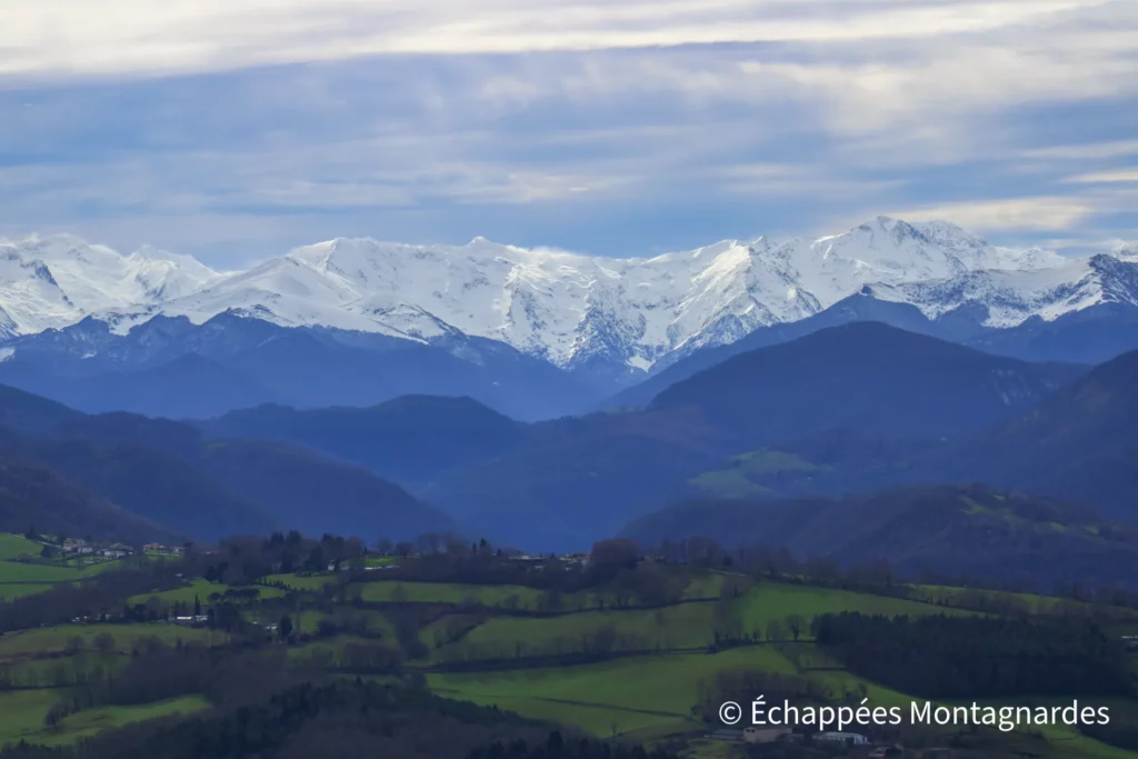 Randonnée Tuc de Montcalivert - Plus à l'est, Mont Rouch de France (2868 m) et Mont Rouch d'Espagne (2864 m), et le pic de Montareing (2661 m)