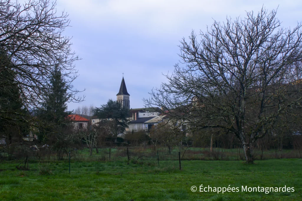 Laroque-des-Arcs, circuit des arts - C'est parti pour une nouvelle randonnée dans le Lot, au départ de Laroque-des-Arcs