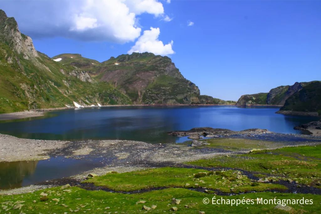Randonnée lac Bleu de Lesponne - Nous poursuivons le tour du lac Bleu de Lesponne par le sud.