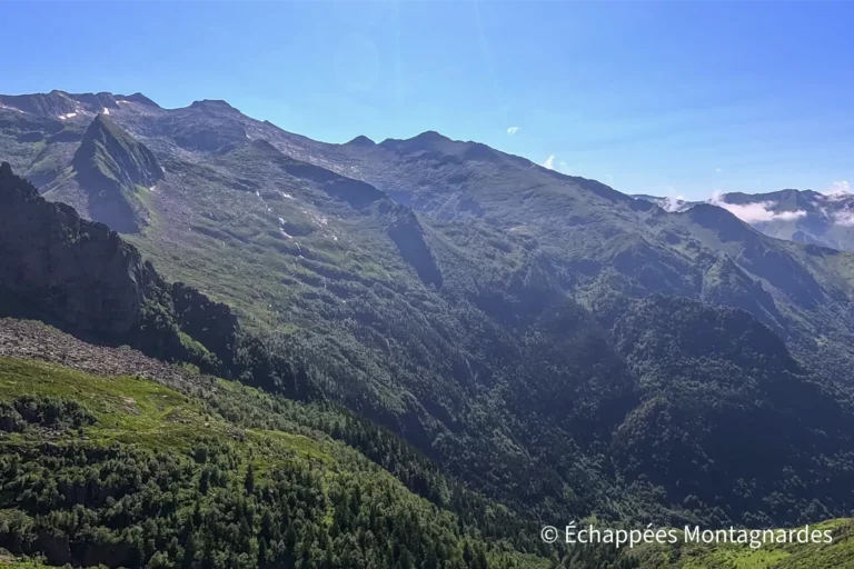La fin de ce trek est paisible et très ouverte. Ici, vers le cirque de Cagateille voisin.