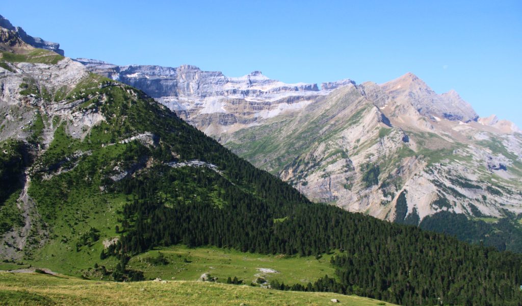 le splendide cirque de gavarnie et sa célèbre brèche de roland